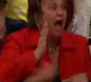 Audience Goes Crazy Over Oprah's "Favorite Things"